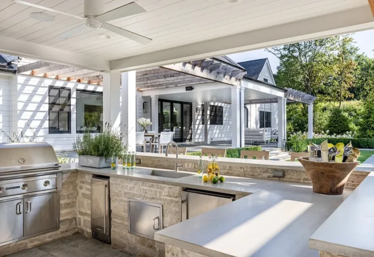 Landscaping and pool construction company in Bloomfield Hills