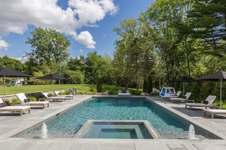 Pool construction, Birmingham  Bloomfield Hills 